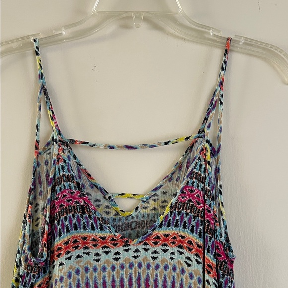 Lush Colorful Top - Picture 4 of 7